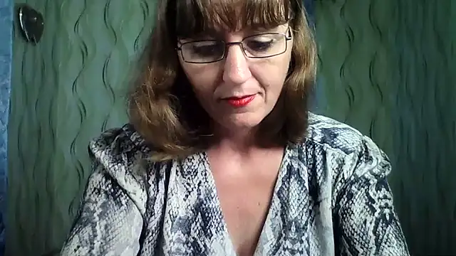 Snapshot of Alisaprice077 chatting on August 2, 6:23 am Alisaprice077 online show from August 2, 6:23 am