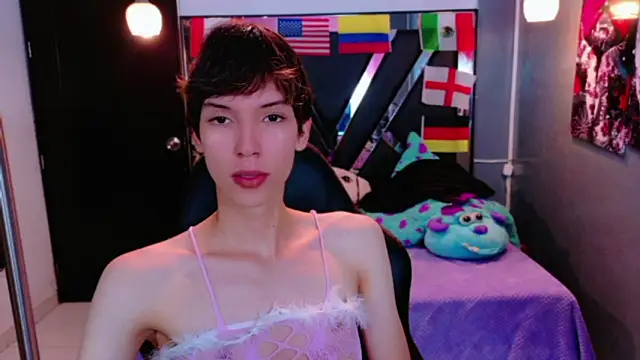 Stefany PiInk online show from June 19, 12:20 pm