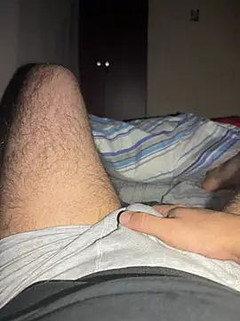 Cr1sXPorn online show from April 18, 7:01 am