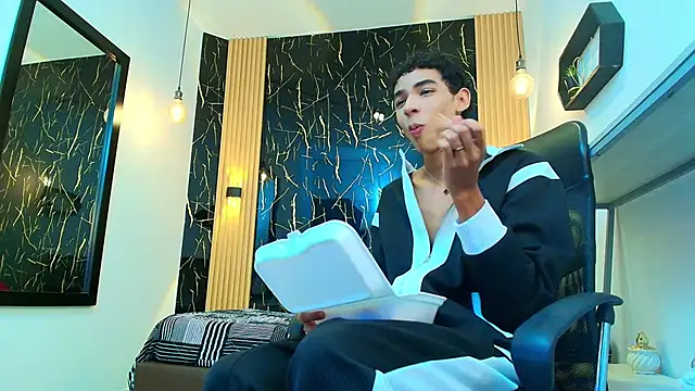 ValeriHot 1 online show from April 20, 2:58 am