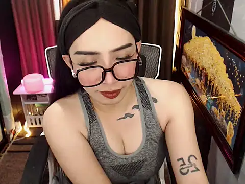 SexyCommander online show from April 10, 7:35 am