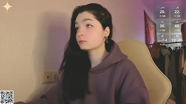 Snapshot of Luna_Moon13 chatting on May 15, 1:12 am Luna Moon13 online show from May 15, 1:12 am