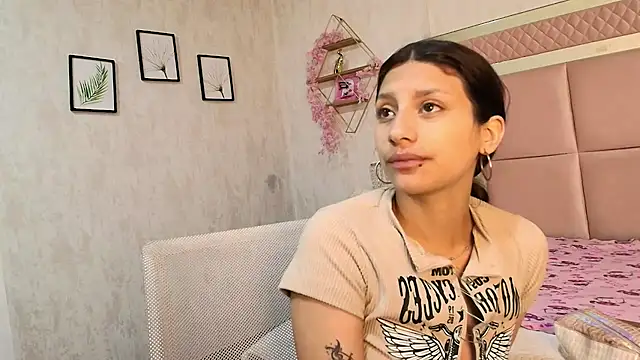 Madii  online show from May 20, 12:11 pm