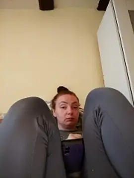 Bella-Monroe online show from April 10, 4:23 pm