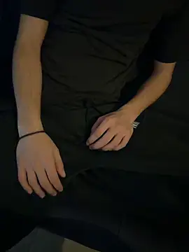 Snapshot of twink3434 chatting on May 5, 1:52 pm twink3434 online show from May 5, 1:52 pm