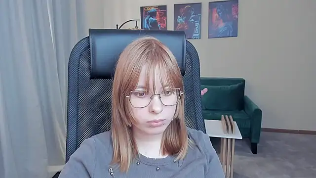 NiaHodge online show from March 11, 12:22 pm