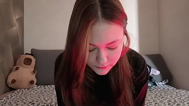 moanistant online show from April 5, 11:40 am