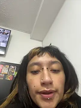 Snapshot of baby_akuma chatting on June 20, 2:58 am baby akuma online show from June 20, 2:58 am