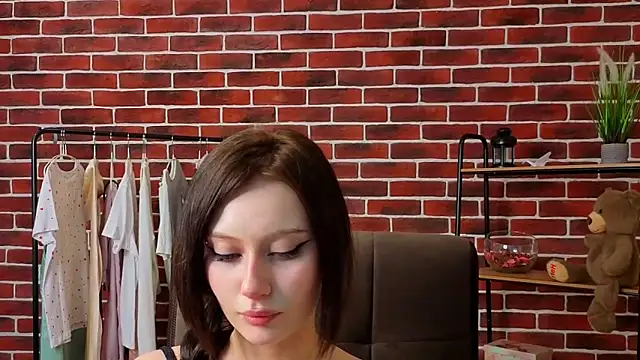 MargarettHampton online show from March 27, 1:22 pm