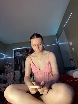 showtimekiara online show from April 16, 6:36 am