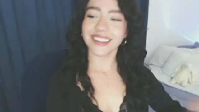 Katiieee online show from June 24, 3:38 am