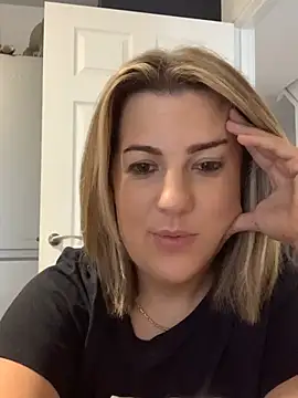 Snapshot of annabellewarick chatting on July 26, 6:48 pm annabellewarick online show from July 26, 6:48 pm