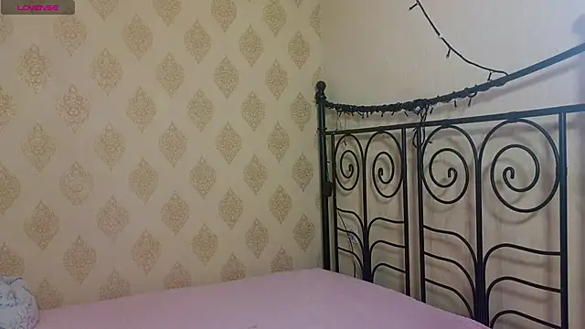 LucyMur online show from April 12, 8:14 pm