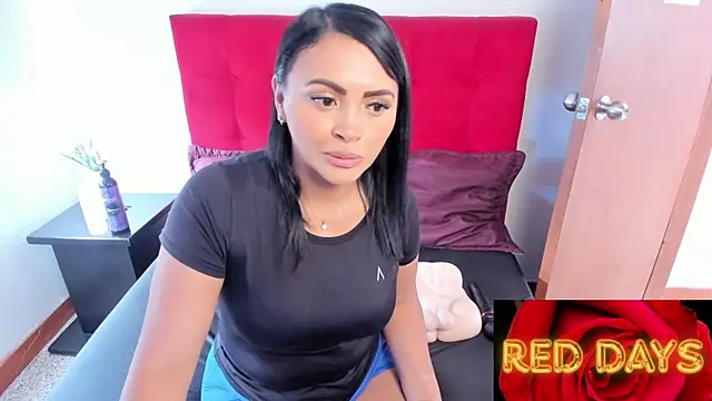 EstrellaSmmith online show from April 2, 5:43 pm