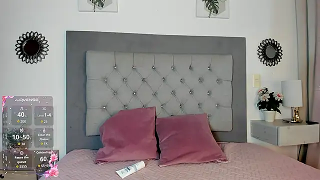 Arya Grey online show from April 1, 11:33 am