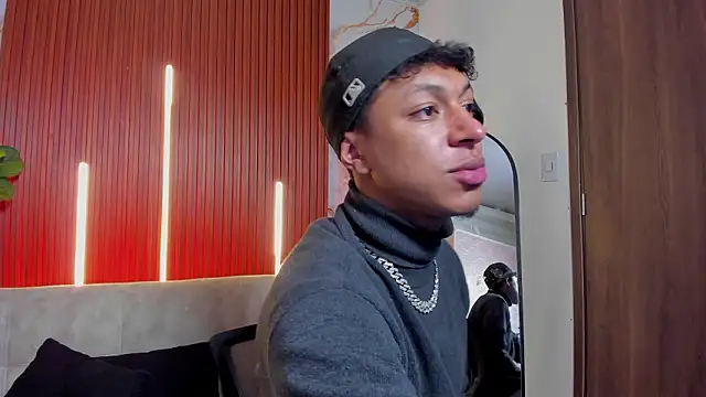 Jonathan Guzman  online show from March 9, 2:26 am