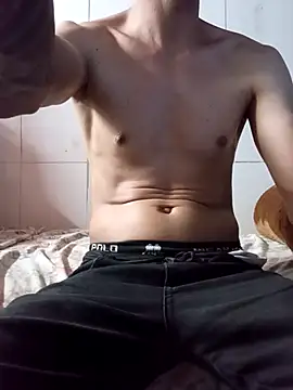 SeuDono  online show from March 26, 11:32 pm