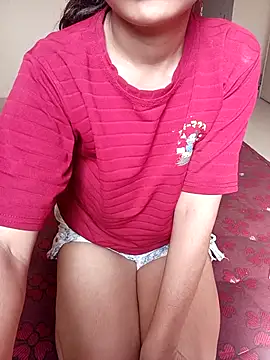 Snapshot of Divya3107 chatting on June 24, 3:27 am Divya3107 online show from June 24, 3:27 am