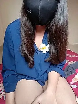 Snapshot of Divya3107 chatting on July 7, 3:42 am Divya3107 online show from July 7, 3:42 am