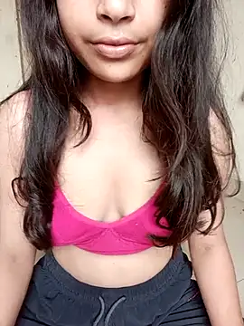 Snapshot of Divya3107 chatting on July 15, 4:18 am Divya3107 online show from July 15, 4:18 am