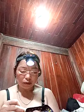 Yellow-pink online show from April 14, 2:12 pm