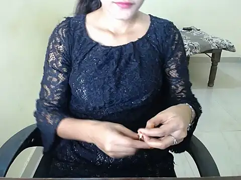 shreya sharma01 online show from April 5, 4:53 am