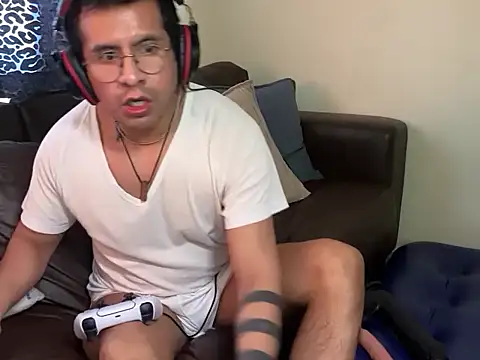 kinkygamerdavid online show from March 8, 2:32 pm