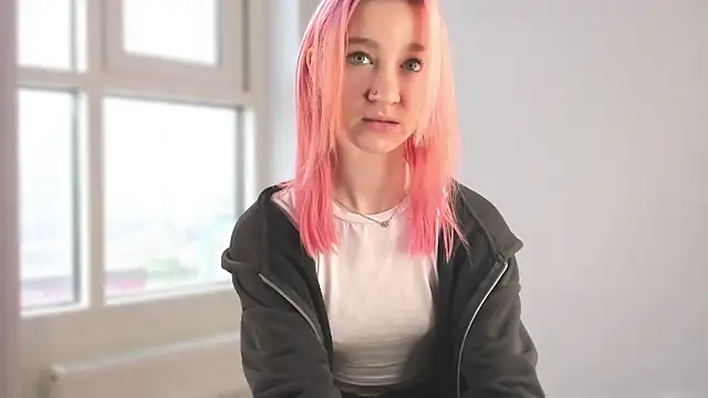 August female online show from April 26, 8:45 am