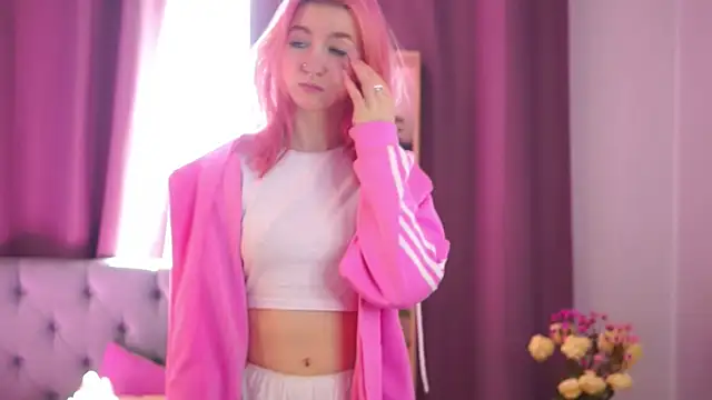 August female online show from April 27, 10:02 am