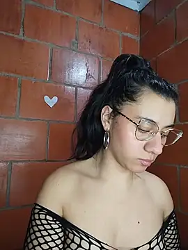 Snapshot of Amanda_x1 chatting on July 13, 8:22 pm Amanda x1 online show from July 13, 8:22 pm