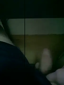 hotsexxy7 online show from March 8, 5:17 pm