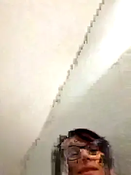 Snapshot of Tits_Mcgeegee chatting on March 17, 8:50 am Tits Mcgeegee online show from March 17, 8:50 am