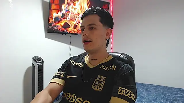 JUAN CAMILOXXX online show from April 21, 3:57 am