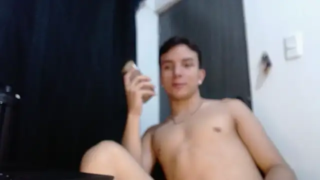 Brian XXX online show from April 9, 11:43 pm