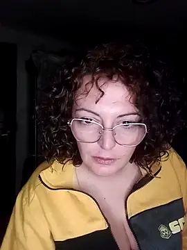 gloww877 online show from March 23, 11:20 pm