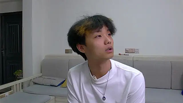 icecream-002 online show from March 30, 3:40 am