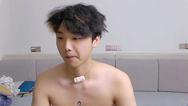 icecream-002 online show from April 1, 1:23 pm