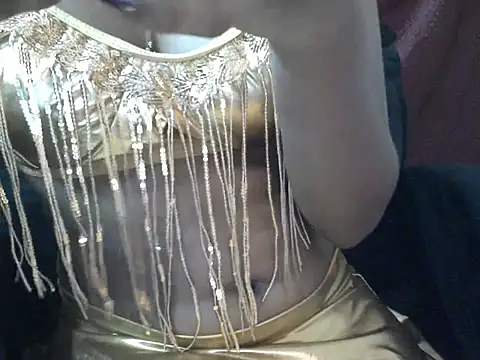 Snapshot of Couplehot00 chatting on June 28, 5:24 am Couplehot00 online show from June 28, 5:24 am