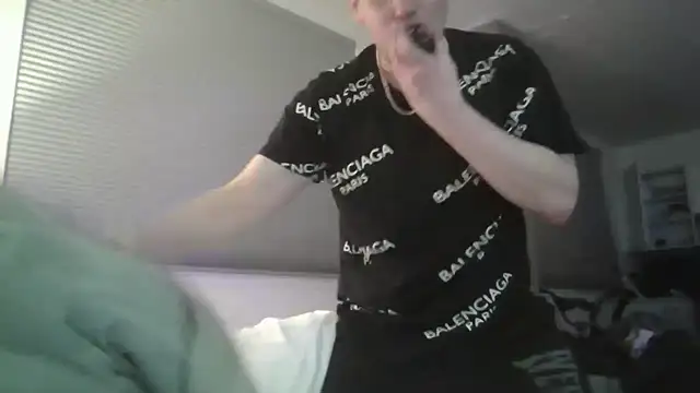 Snapshot of occasionalride1 chatting on March 12, 1:50 pm occasionalride1 online show from March 12, 1:50 pm