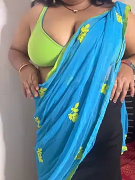 ms daizy online show from May 18, 2:45 pm