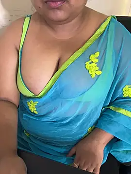 ms daizy online show from June 2, 2:41 pm
