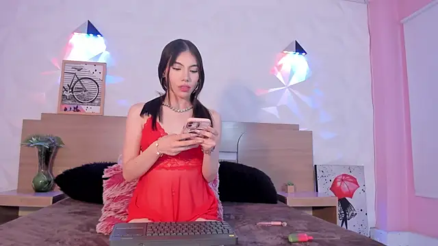 Snapshot of KittyVelve chatting on May 16, 1:54 pm KittyVelve online show from May 16, 1:54 pm