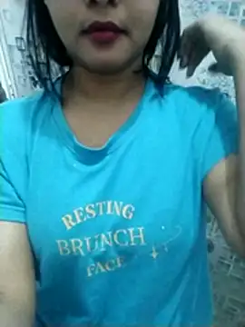 Chandrika Yadav online show from April 11, 7:07 pm