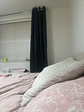 Miss juicy babes69 online show from April 15, 9:26 pm