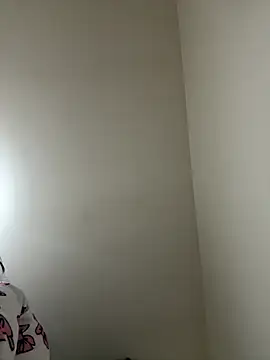 Miss juicy babes69 online show from April 19, 9:06 pm