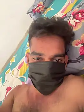 Snapshot of Manpreet057 chatting on May 19, 6:42 am Manpreet057 online show from May 19, 6:42 am