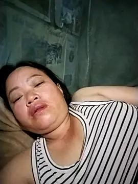 Min-in online show from April 10, 10:47 pm