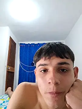 AxelKiran online show from April 23, 2:13 am