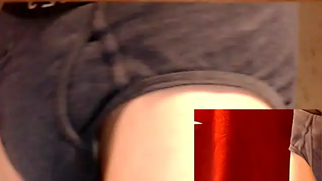 Snapshot of willMCML_M chatting on June 18, 11:20 pm willMCML M online show from June 18, 11:20 pm