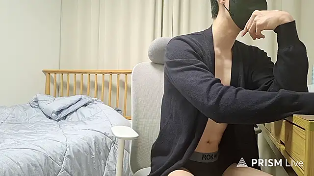 playxh11 online show from April 19, 3:22 pm